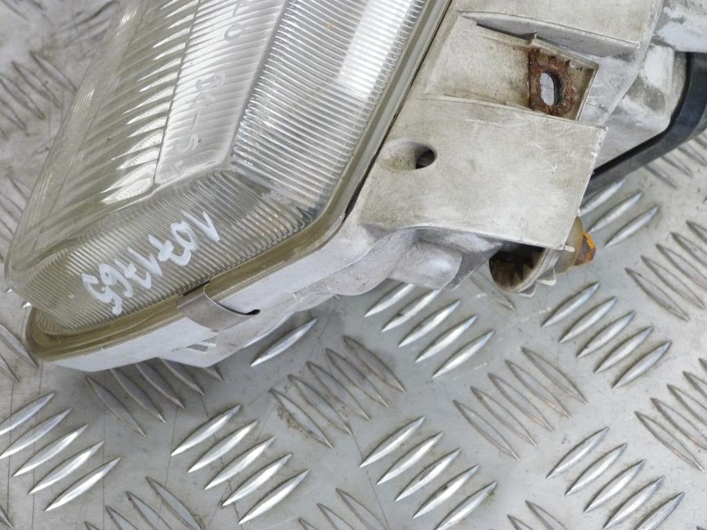 Svetlo predné pravé VW Polo r.v. 1994-1999 96249600