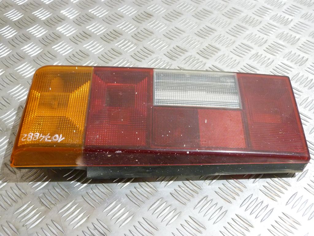 Svetlo zadné pravé Lada Samara r.v. 1986-2004 2108-3716010 (mierne poškodené)