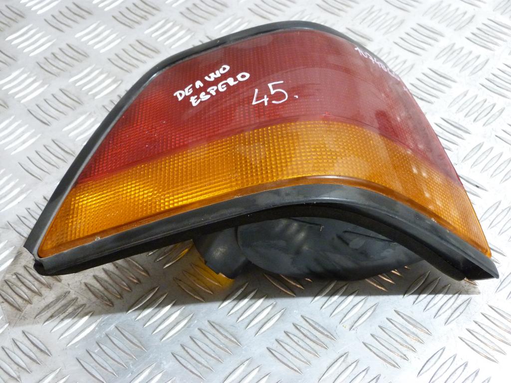 Svetlo zadné ľavé Daewoo Espero r.v. 1991-1999 (poškodené)