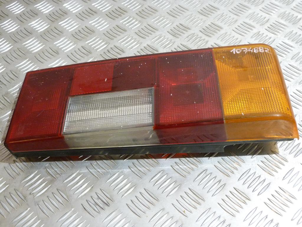 Svetlo zadné pravé Lada Samara r.v. 1986-2004 2108-3716010 (mierne poškodené)