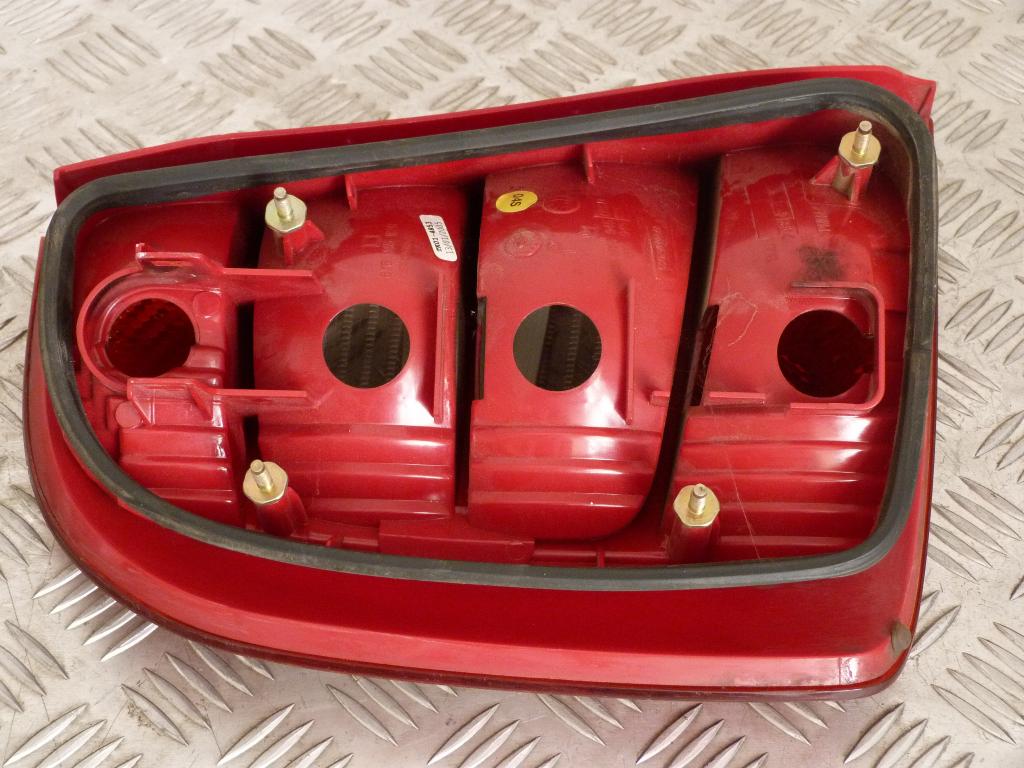 Svetlo zadné pravé Škoda Fabia I HB r.v. 2004-2007 (poškodené) 6y6945112b