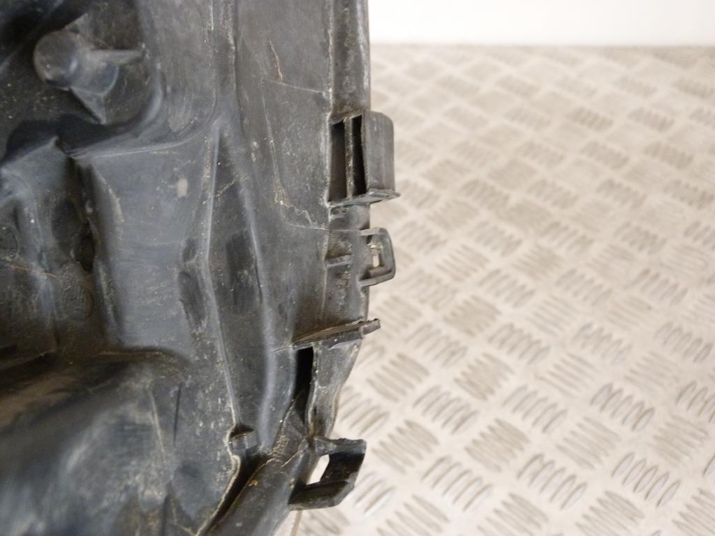 Svetlo predné ľavé Peugeot 306 r.v. 1997-2001 (poškodený úchyt) 9630218680, 88203990g