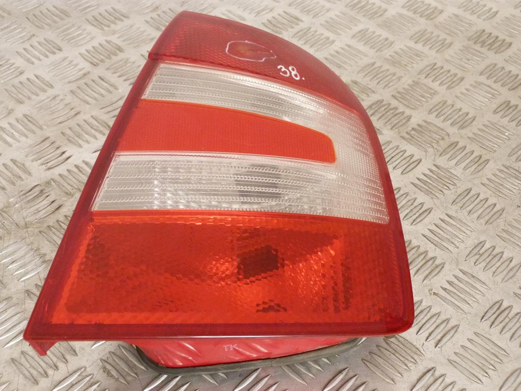 Svetlo zadné pravé Škoda Fabia I HB r.v. 2004-2007 (poškodené) 6y6945112b