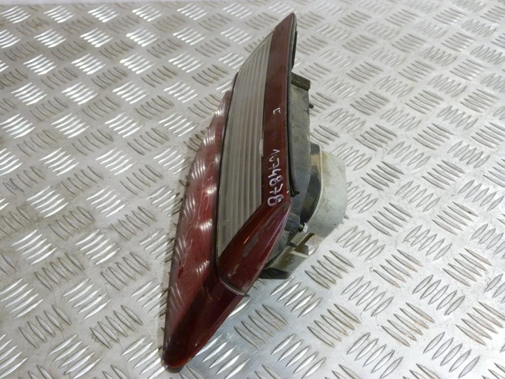 Svetlo zadné ľavé (kufor) Mazda 626 Sedan (GF) r.v. 1998-2002 22661827