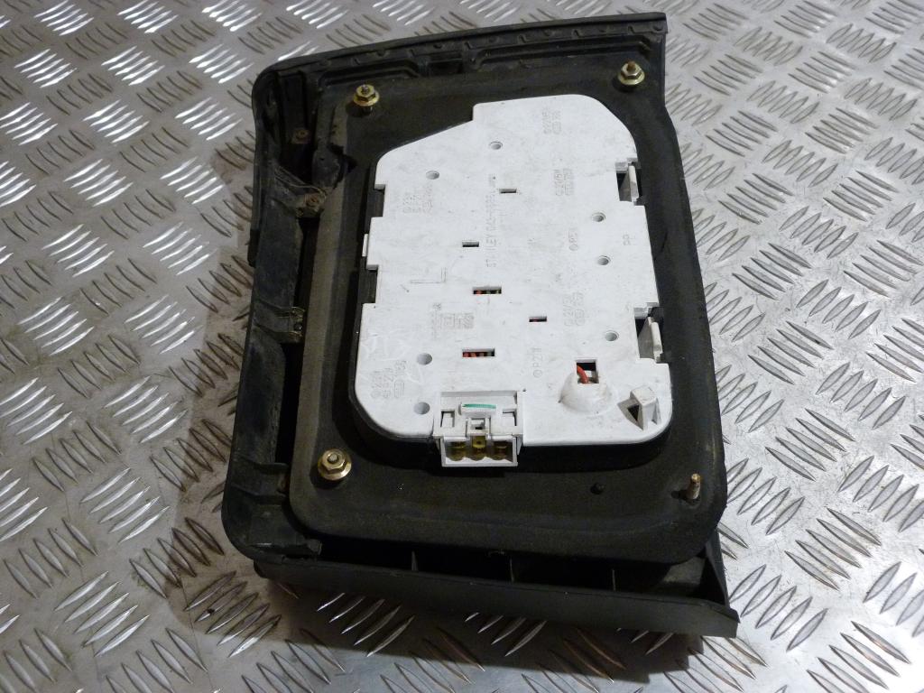 Svetlo zadné ľavé Mazda 626 (GC) Sedan/HB r.v. 1982-1987 043-6886l