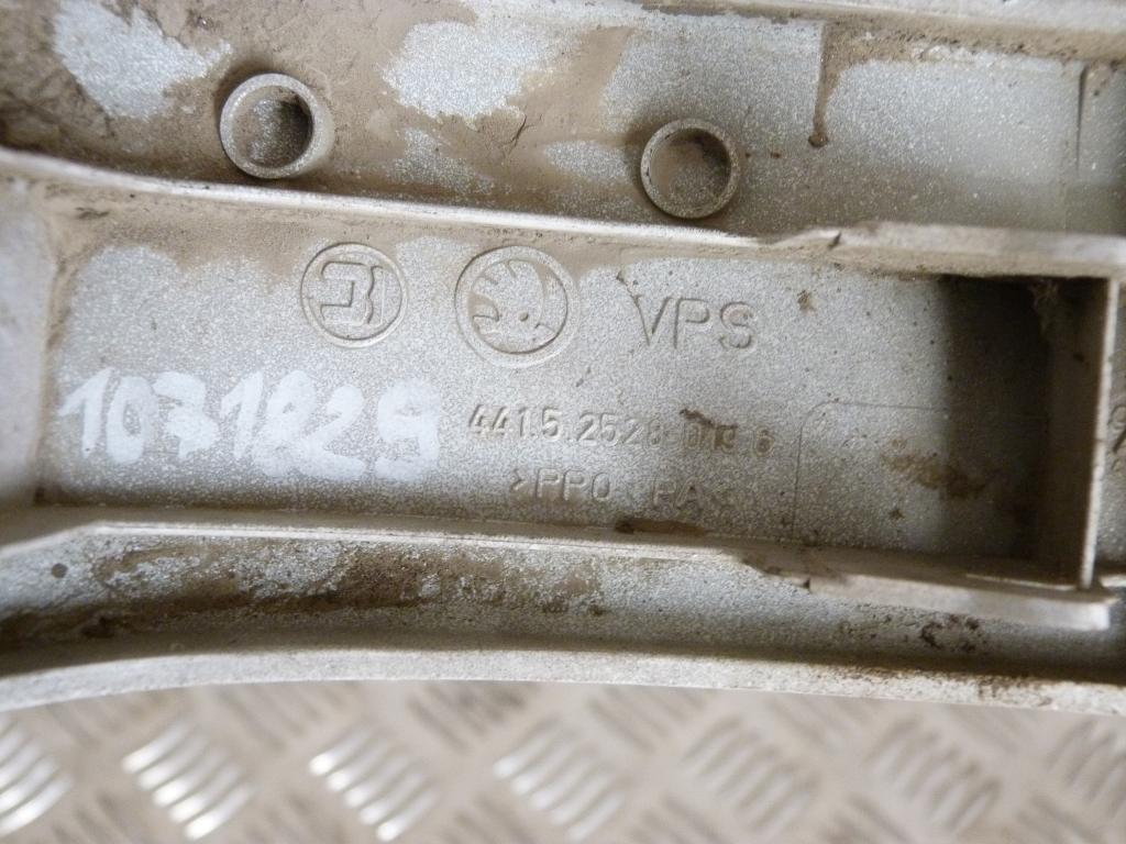 Lišta zadná ľavá (pod svetlom) Škoda Felícia Pickup  441525280196