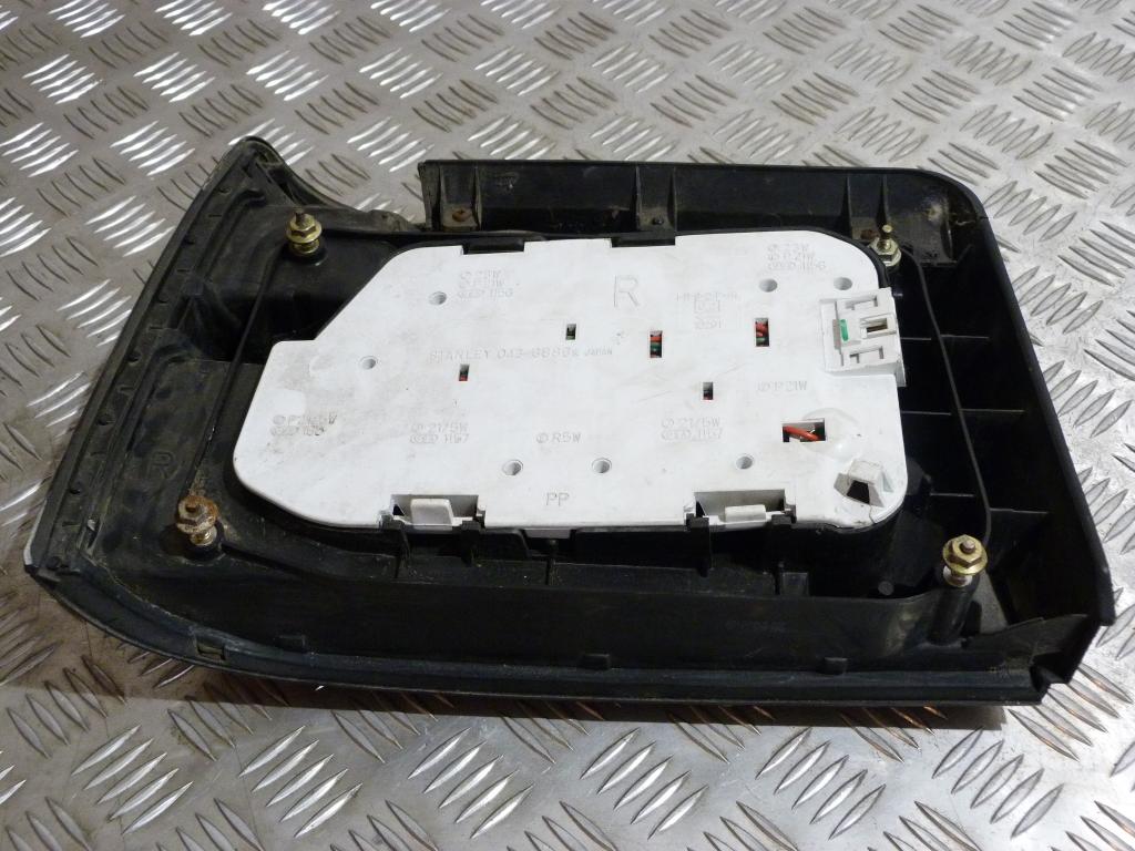 Svetlo zadné pravé Mazda 626 (GC) Sedan/HB r.v. 1982-1987 043-6886r