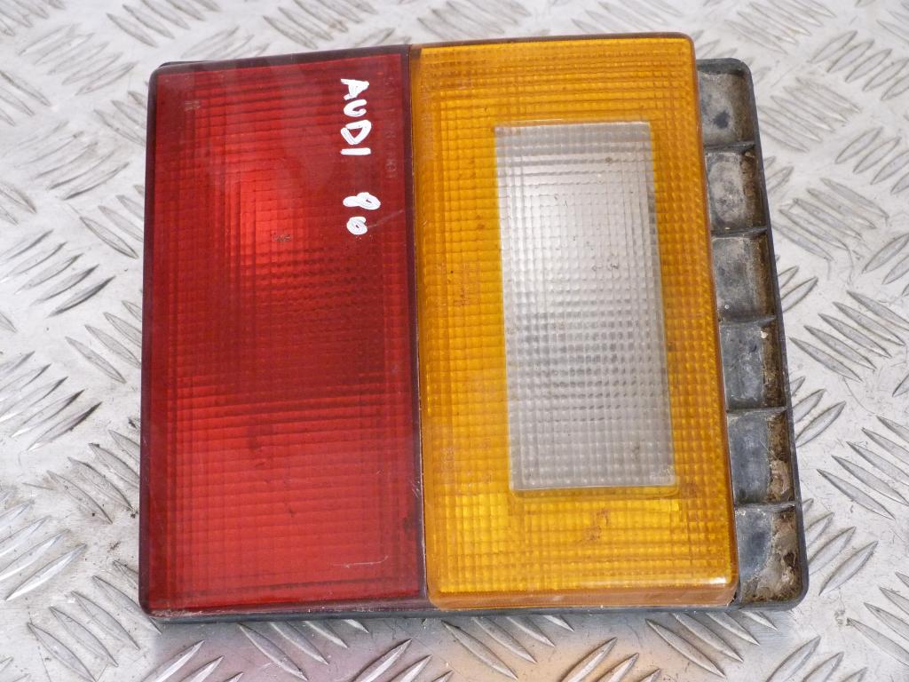 Svetlo zadné pravé Audi 80 B2 r.v. 1978-1986 811945094b