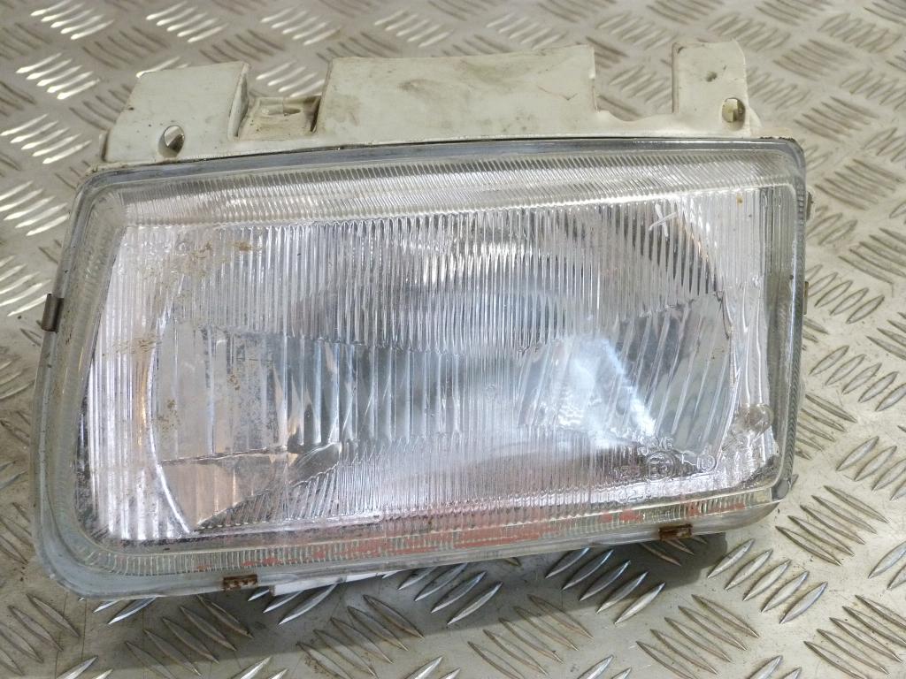 Svetlo predné ľavé VW Polo r.v. 1994-1999 (poškodené úchyty)