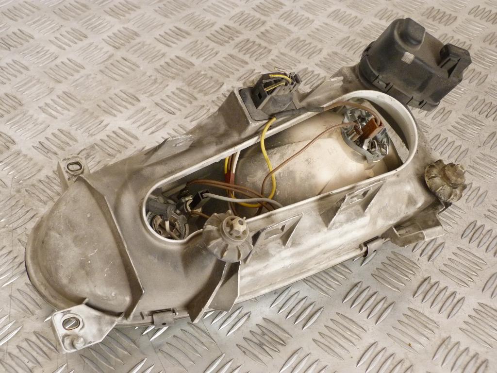 Svetlo predné ľavé VW Golf III r.v. 1991-1997 30213885902