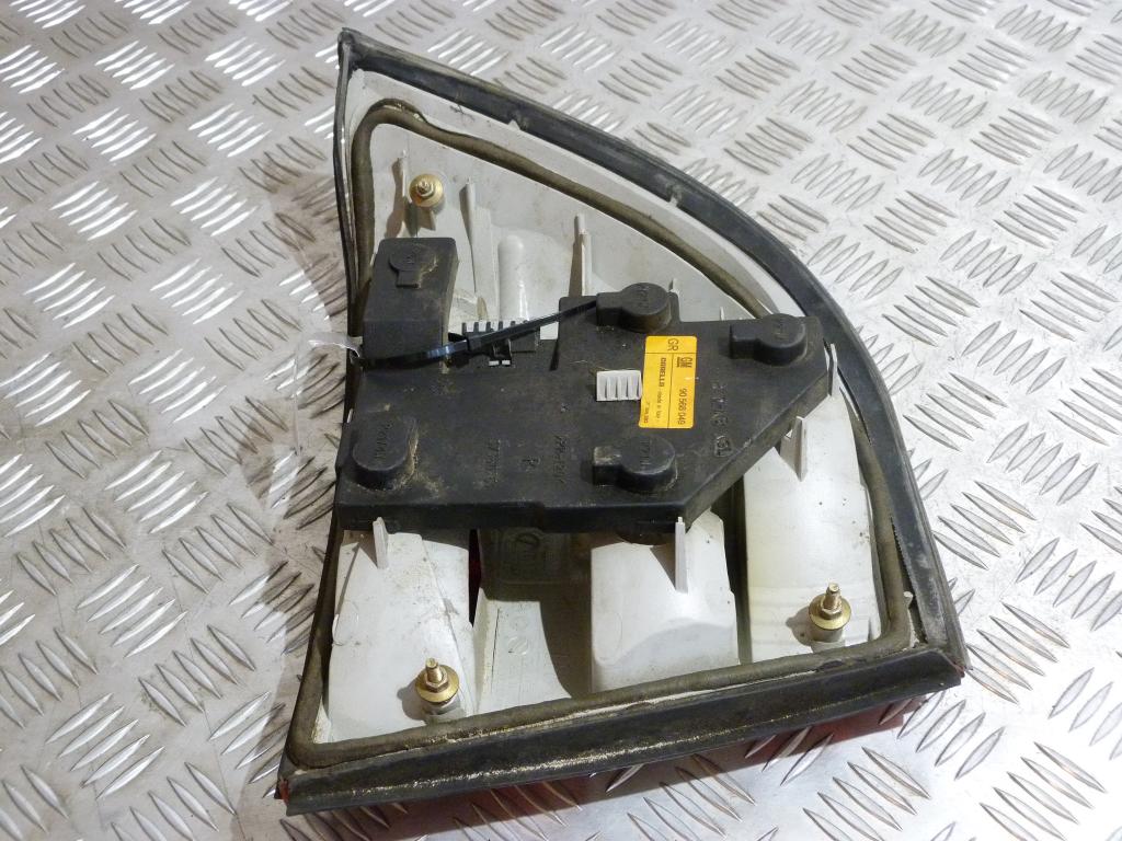 Svetlo zadné pravé Opel Vectra B Sedan/HB r.v.1995-2003 90568049, 37360748 6pin