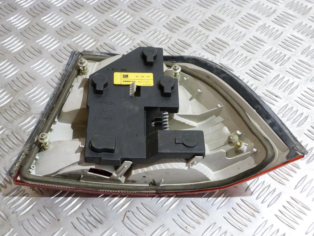 Svetlo zadné ľavé Opel Vectra B Sedan/HB r.v.1995-2003 90568047, 37370748 6pin