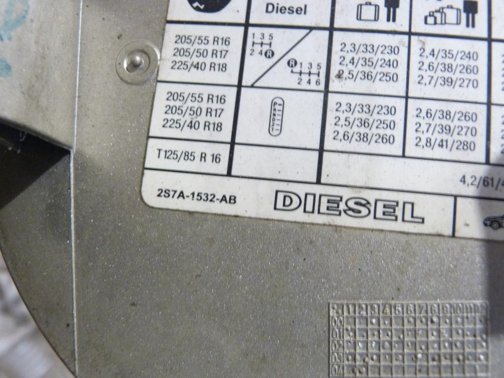 Dvierka palivovej nádrže Ford Mondeo Mk3 2,0TDCI r.v. 2000-2007   1s71-f405a02-aew, 2s7a-1532ab
