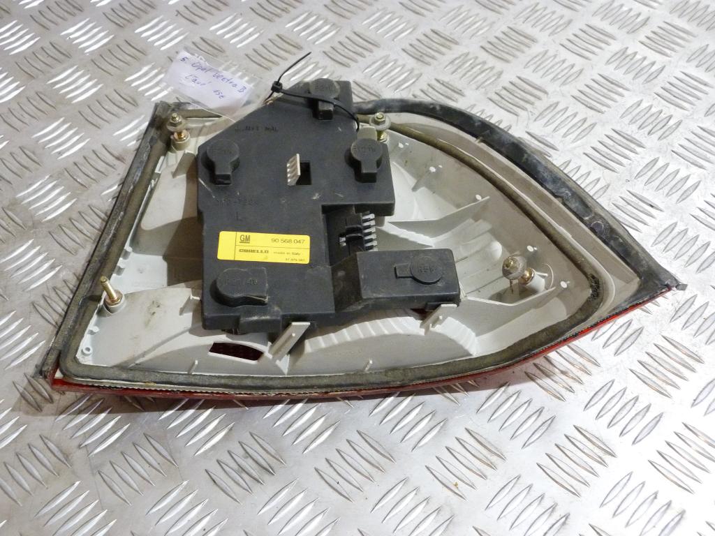 Svetlo zadné ľavé Opel Vectra B Sedan/HB r.v.1995-2003 90568047, 37370748 6pin