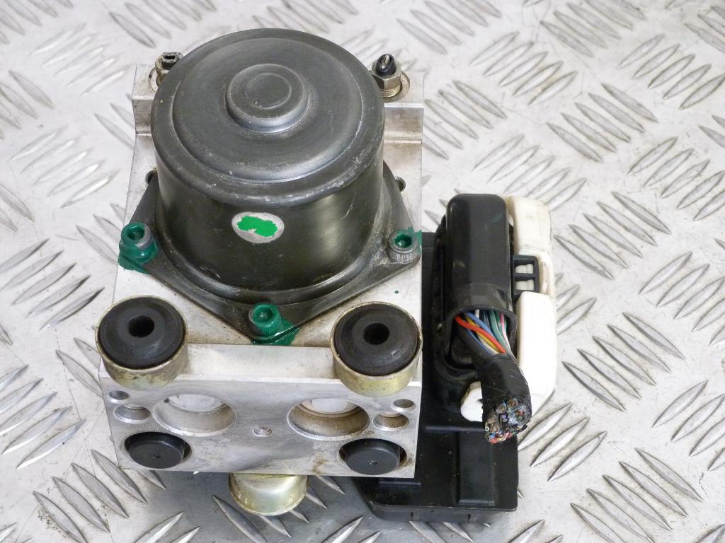 Pumpa ABS Mazda 6 2.0CITD r.v. 2002-2007  gj6e437a0, 2z18e0303, 2059152