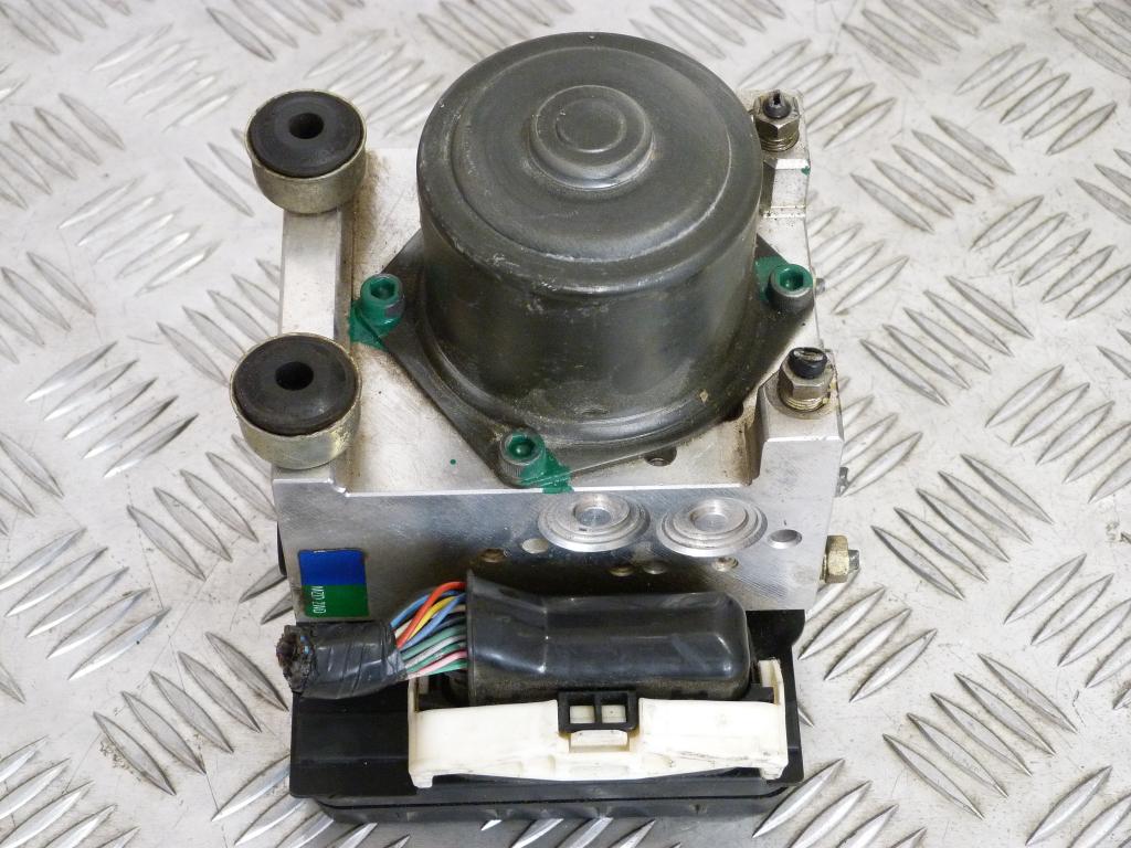 Pumpa ABS Mazda 6 2.0CITD r.v. 2002-2007  gj6e437a0, 2z18e0303, 2059152