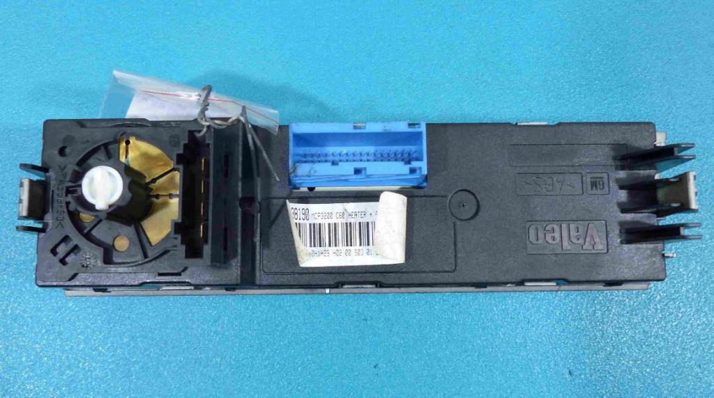 - Panel kúrenia Opel Vectra C 13138190