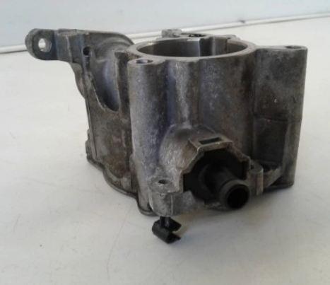 vákuová Pumpa 06j145100b Audi A3 8P 1,8 TFSI CDA