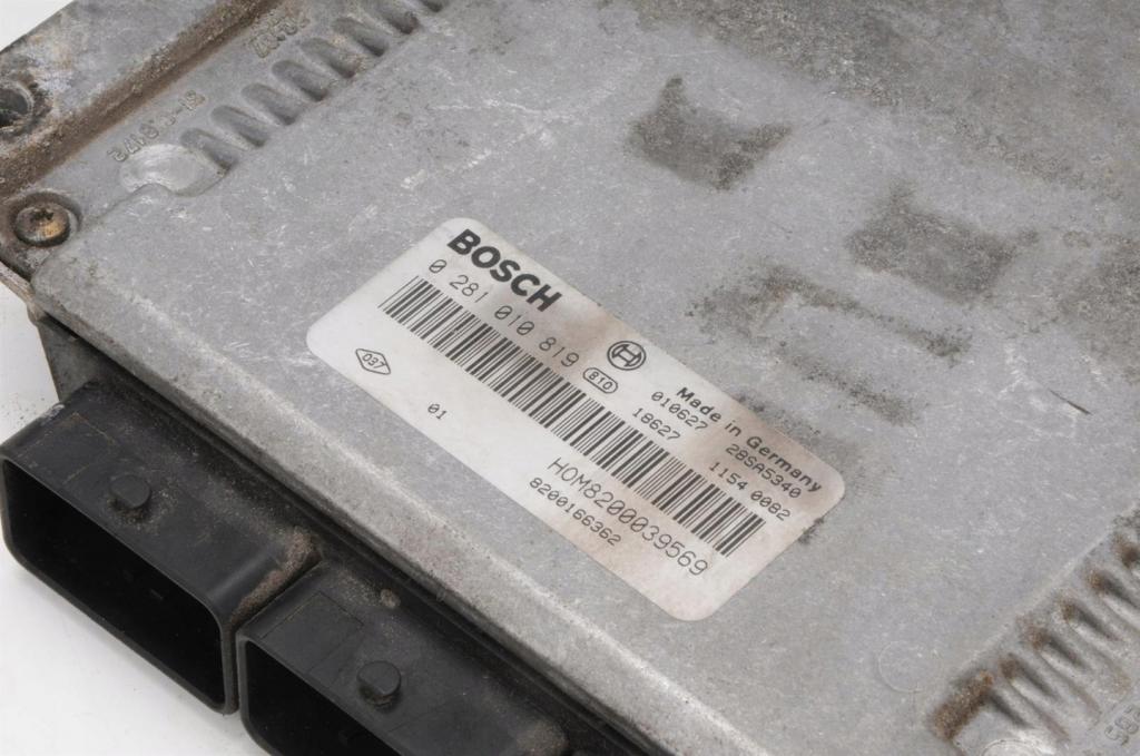 I 1.9 DCI riadiaca jednotka Riadiaca jednotka Motor