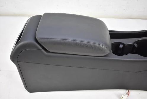 Tunel středový loketní opěrka Európa AUDI A4 B8