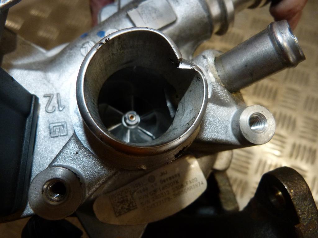 Turbodúchadlo Audi A1, A3, Seat Altea, Leon, Ibiza IV, Toledo IV, Škoda Octavia II, Fabia II, Roomster, Yeti, Rapid, VW Caddy III, Polo, Golf VI, Touran 1,2TSI 63kW, 77kW 03F145701K, (poškodený konektor regulácie turba, poškodená príruba hadice, turbo OK)