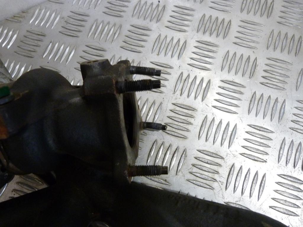 Turbodúchadlo Audi A1, A3, Seat Altea, Leon, Ibiza IV, Toledo IV, Škoda Octavia II, Fabia II, Roomster, Yeti, Rapid, VW Caddy III, Polo, Golf VI, Touran 1,2TSI 63kW, 77kW 03F145701K, (poškodený konektor regulácie turba, poškodená príruba hadice, turbo OK)