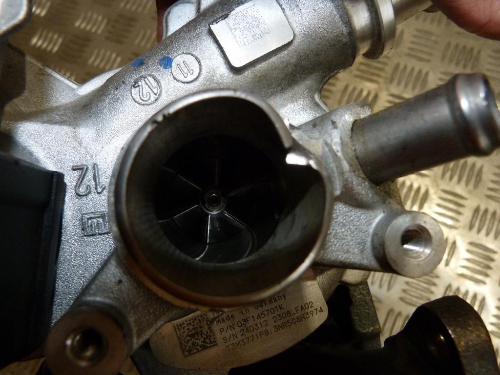 Turbodúchadlo Audi A1, A3, Seat Altea, Leon, Ibiza IV, Toledo IV, Škoda Octavia II, Fabia II, Roomster, Yeti, Rapid, VW Caddy III, Polo, Golf VI, Touran 1,2TSI 63kW, 77kW 03F145701K, (poškodený konektor regulácie turba, poškodená príruba hadice, turbo OK)