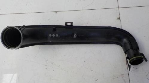 VW AUDI SEAT SKODA Rúra intercoolera 04E145673B