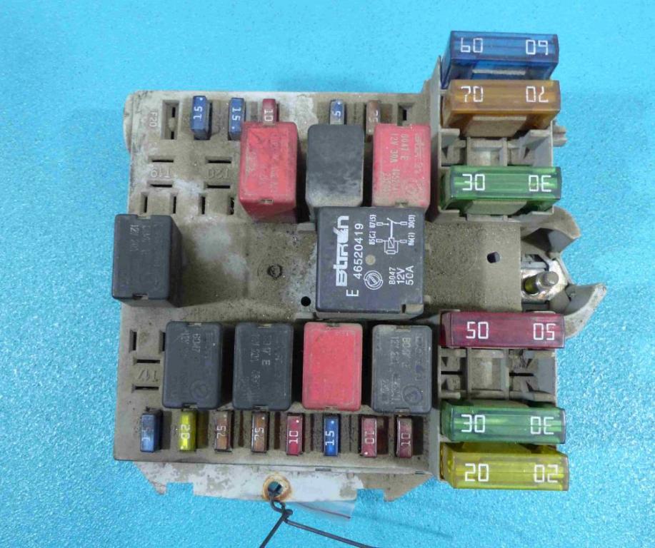 skrinka poistka Fiat Stilo 51732865