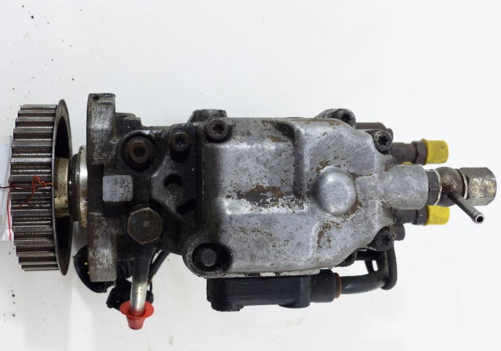 čerpadlo vstrekovacia Nissan Primera P11