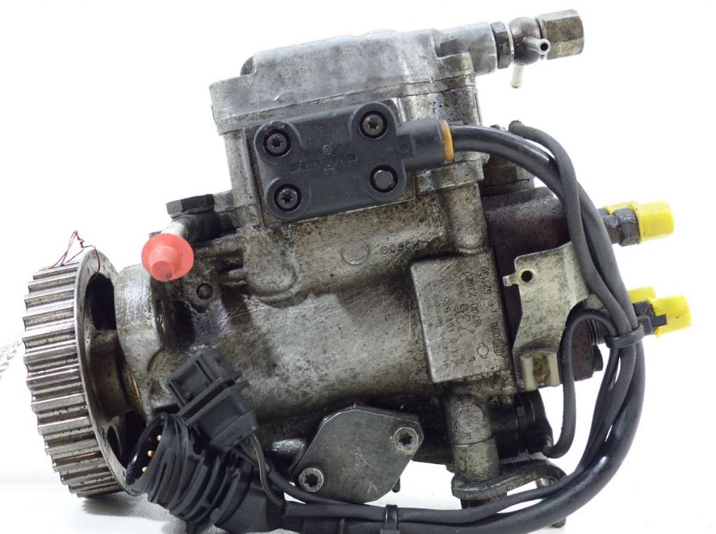 čerpadlo vstrekovacia Nissan Primera P11