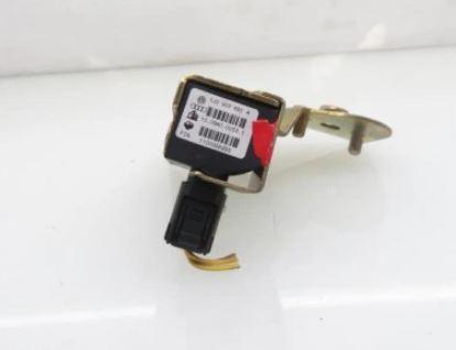 Snímač ESP AUDI A3 1J0907651A 10098000531