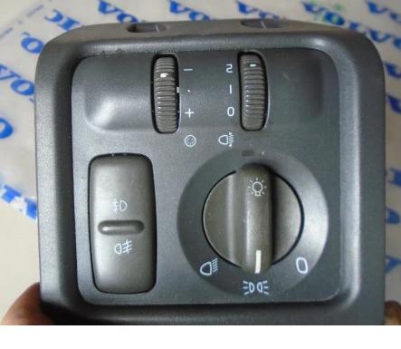 VOLVO S40 V40 Spínač svetiel 30862852