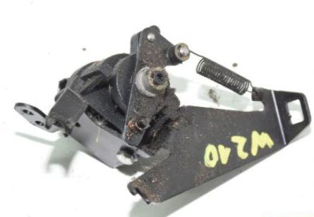 MERCEDES W210  pedal plynového pedálu