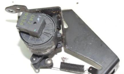 MERCEDES W210  pedal plynového pedálu