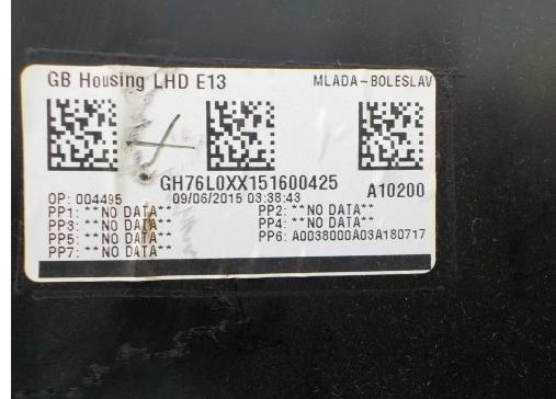 Priehradka, kastlík spolujazdca MERCEDES  15R