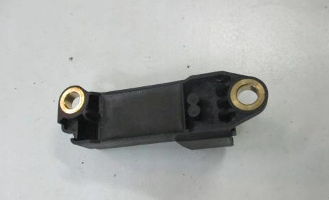 senzor Snímač nárazu A4 B5 8D0959643B