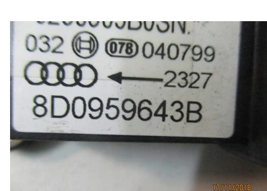 senzor Snímač nárazu A4 B5 8D0959643B