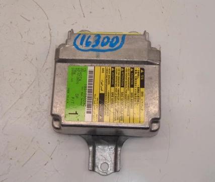 senzor airbag - TOYOTA AVENSIS 1 I T22 LIFT