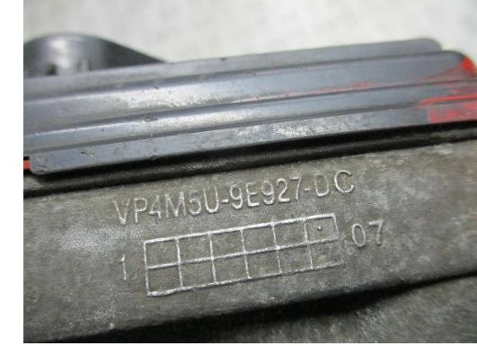 Škrtiaca klapka FORD FOCUS MK2 LIFT 2.0 16V VP4M5U-9E927-DC
