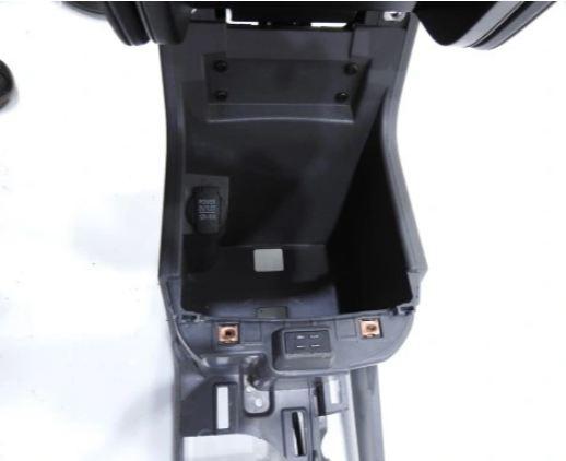 Tunel Lakťová opierka FORD FOCUS MK2 LIFT