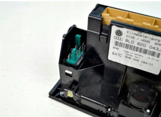 AUDI A3 8L LIFT Panel CLIMATRONIC
