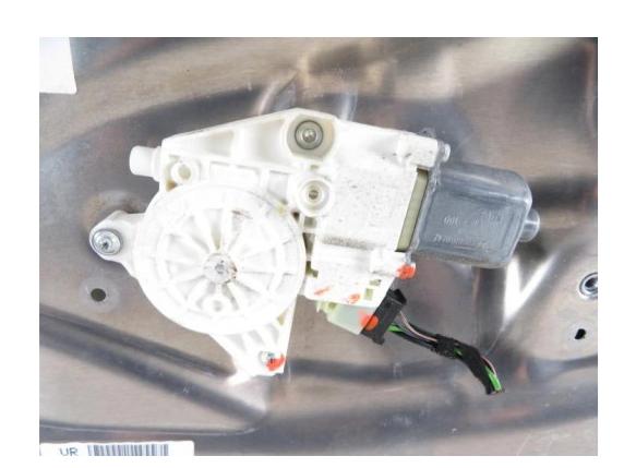 Mechanizmus okna pravy predný MERCEDES C  MERCEDES W204 A2048200242  A2048210651