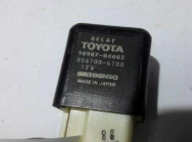 90987-04002  TOYOTA