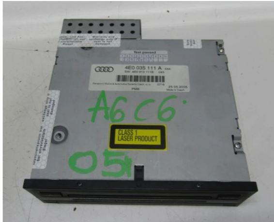 AUDI A6 C6 05 R Menič CD 4E0035111A