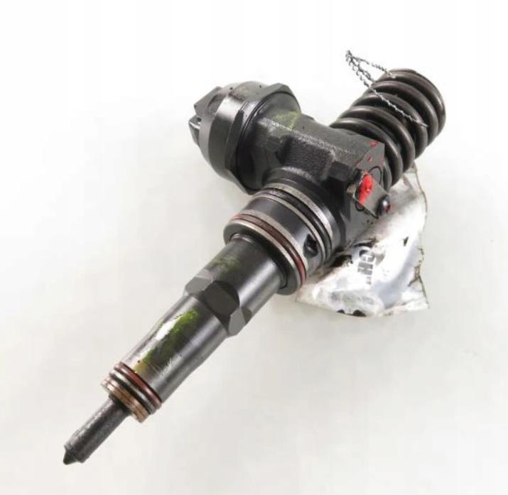 Vstrekovač AUDI VW 1.9 TDI PD 038130073AJ