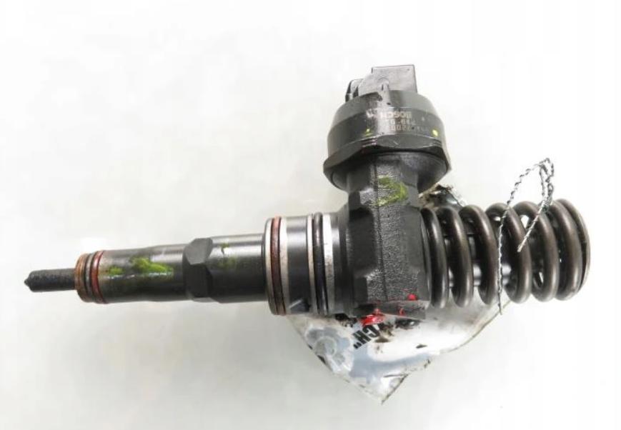 Vstrekovač AUDI VW 1.9 TDI PD 038130073AJ