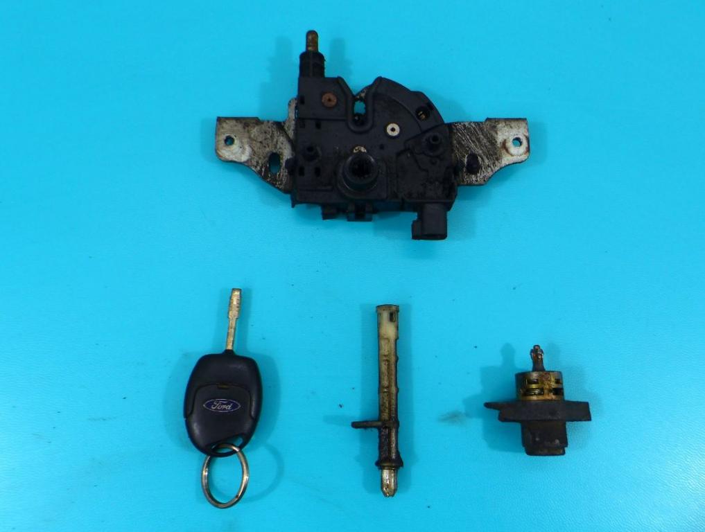 zámek kapoty Ford Mondeo Mk3 1S7A-16700-AB