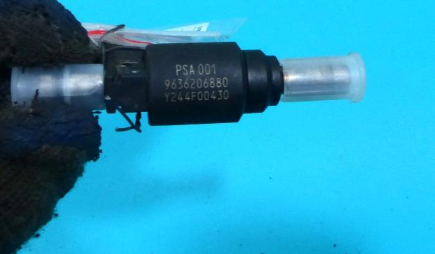 vstrekovač Vstrek CITROEN C5 I 2.0 HPI 140 HP