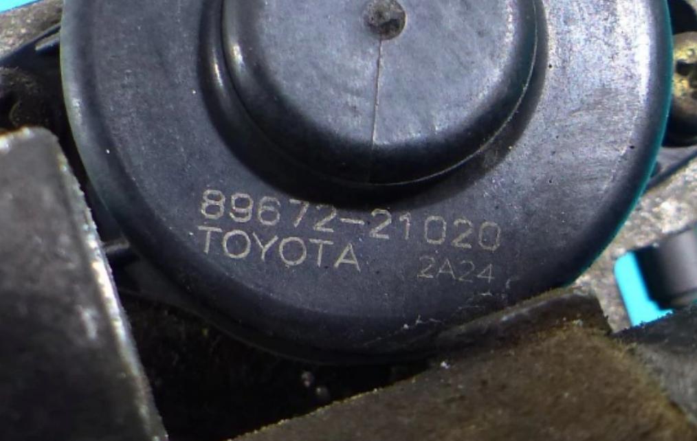 Škrtiaca klapka TOYOTA RAV4 II 00-05 2.0 D4D